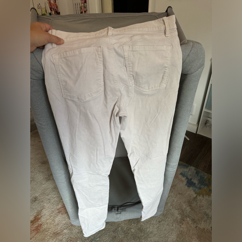 Ann Taylor Loft Modern Skinny stretch cord cream size 8